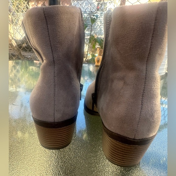 BP Wallis Taupe Ankle Booties, Size 6.5M NWOB - Picture 8 of 8